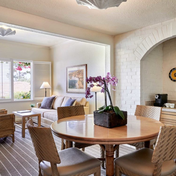 Sitting and dining area in our terrace suites